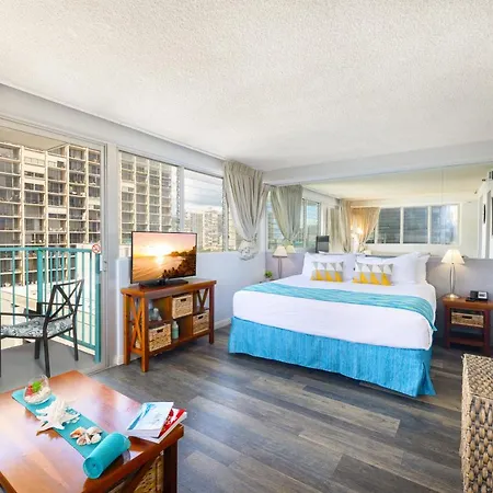 Beautiful Studio In The Heart Of Vibrant Waikiki Honolulu Exterior photo