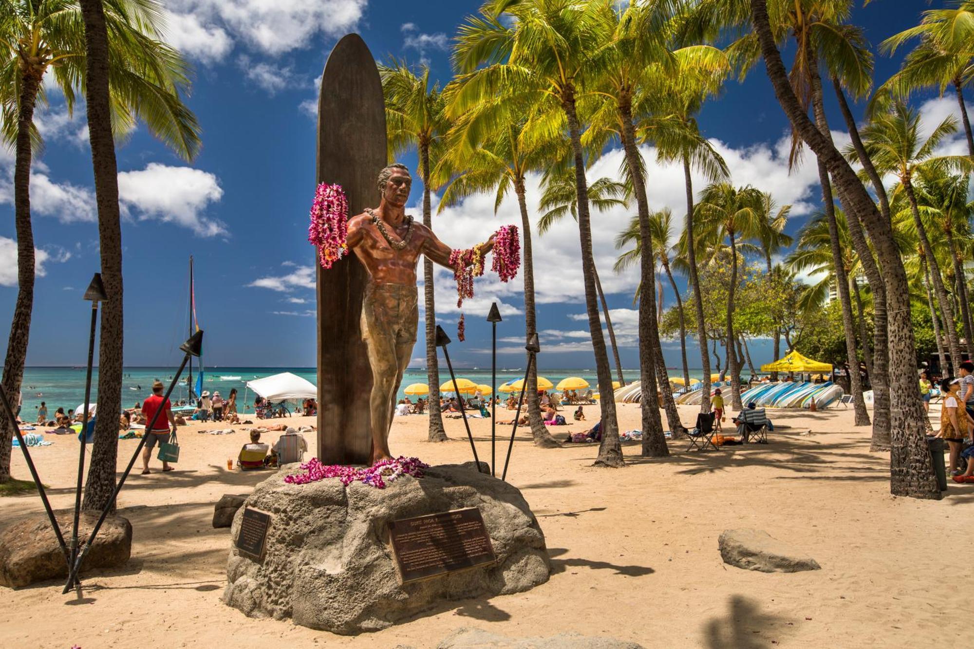 Beautiful In The Heart Of Vibrant Waikiki Apartment
